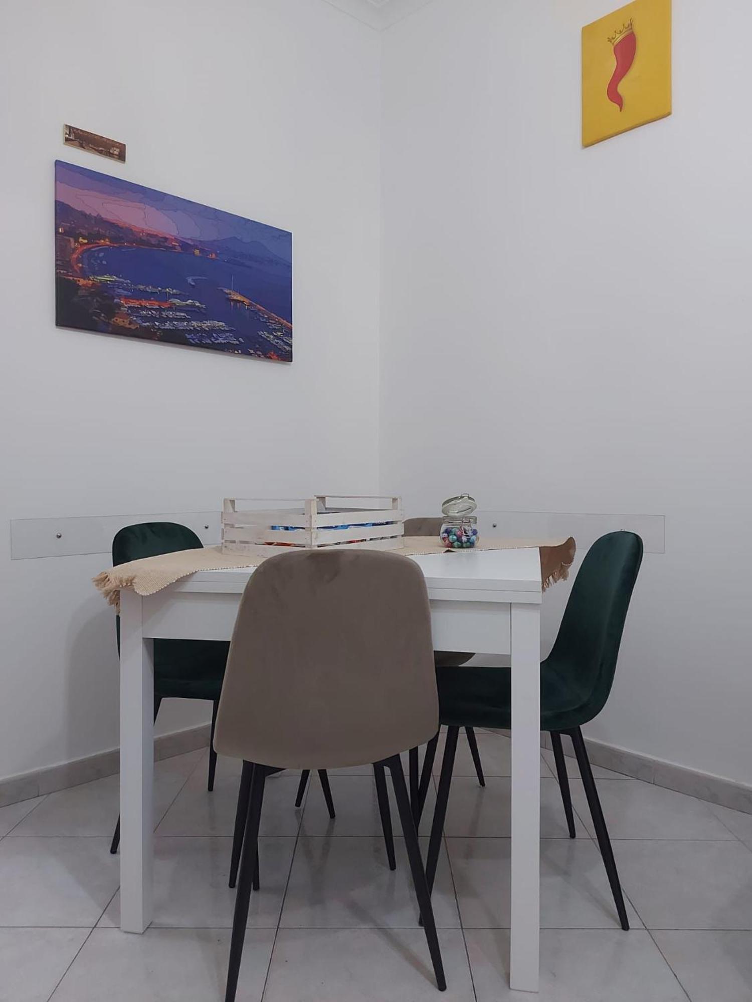 Ferienwohnung Casa Genoveffa Napoli Centro Exterior foto